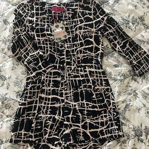 Boohoo Black and White Patterned Romper size 4